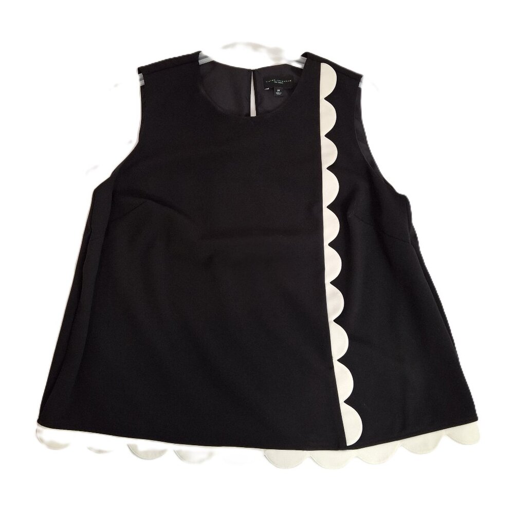 Sleeveless A-Line Top Black with White Scallop Detail Victoria Beckham Plus 2X